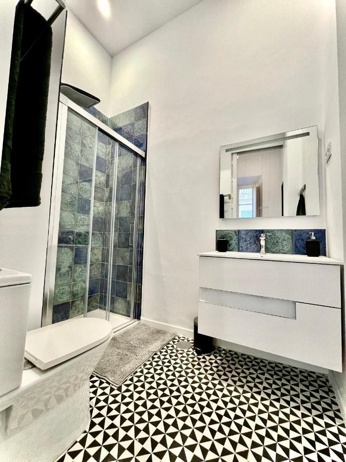 Puerta Azul 3 Bedroom Deluxe Apartment مالقة المظهر الخارجي الصورة